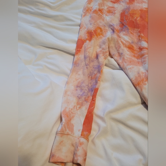 Matching Sweat Set (size medium) - Picture 2 of 10